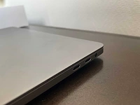 Apple 2018 macbook pro laptop - afbeelding 3 van  14