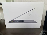 Apple 2018 macbook pro laptop - afbeelding 11 van  14
