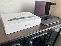 Apple 2018 macbook pro laptop - afbeelding 12 van  14