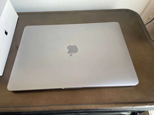 Apple 2018 macbook pro laptop - afbeelding 14 van  14