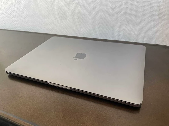 Apple 2018 macbook prod laptop - afbeelding 10 van  12