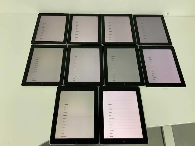 Apple 9.7-inch ipad 3 (2012): wi-fi, 32gb, black (10x) - afbeelding 1 van  3