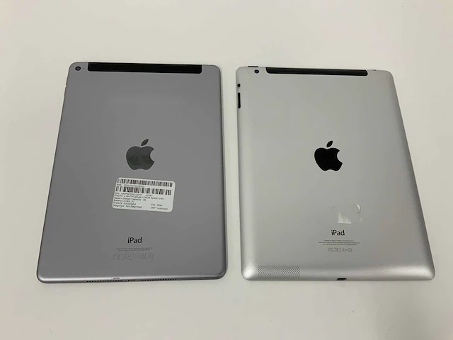 Apple 9.7-inch ipad air 2 (2014) wi-fi + cellular, 128gb, space gray (x2) - afbeelding 3 van  3