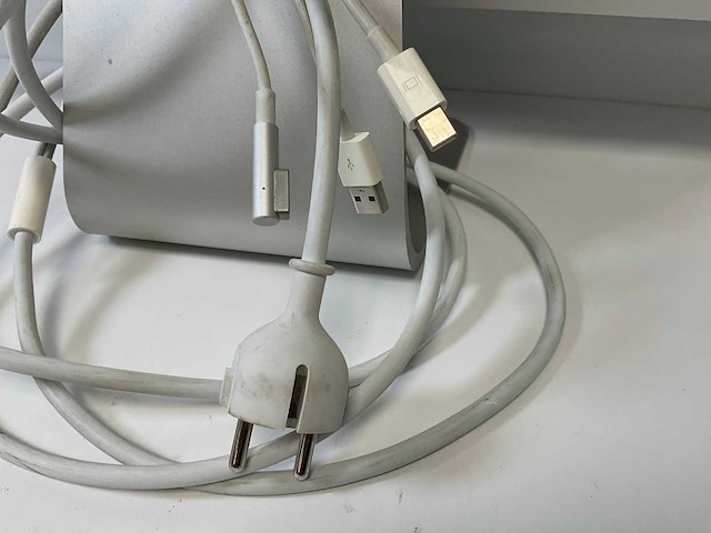 Apple (a1316) 27”, 2560x1440 (qhd) ips monitor - afbeelding 5 van  7