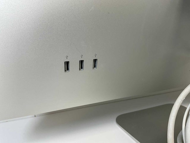 Apple (a1316) 27”, 2560x1440 (qhd) ips monitor - afbeelding 6 van  7