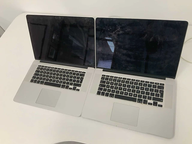 Apple a1398 15-inch macbook pro & a1398 15-inch macbook pro laptop (2x) - afbeelding 1 van  7