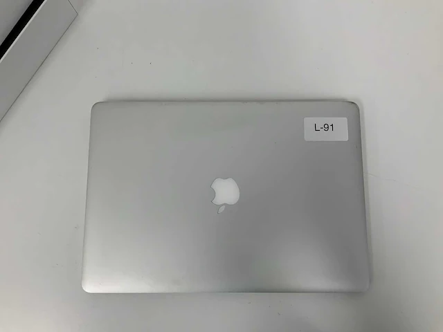 Apple a1398 15-inch macbook pro mgxa2n/a laptop - afbeelding 2 van  3