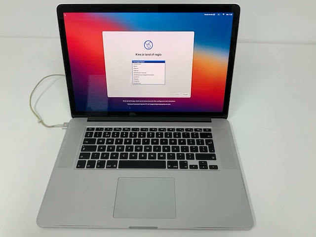 Apple a1398 15-inch macbook pro mgxa2n/a laptop - afbeelding 1 van  3