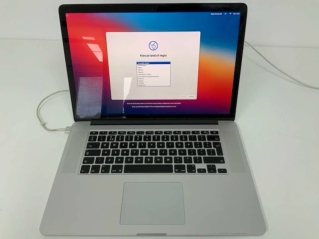 Apple a1398 15-inch macbook pro mgxa2n/a laptop - afbeelding 1 van  3