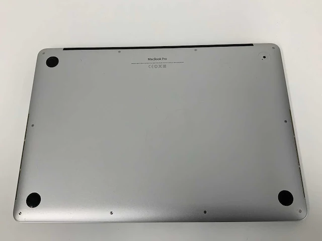 Apple a1398 15-inch macbook pro mgxa2n/a laptop - afbeelding 4 van  4