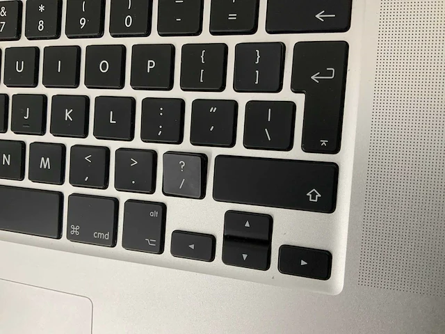 Apple a1398 15-inch macbook pro mjlq2n/a laptop - afbeelding 1 van  4