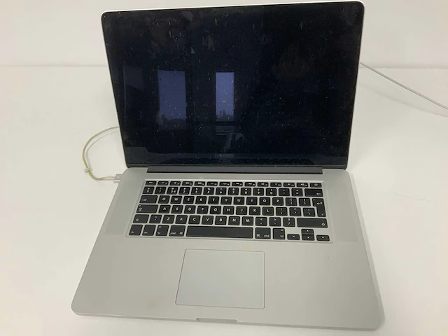 Apple a1398 15-inch macbook pro mjlq2n/a laptop - afbeelding 1 van  3