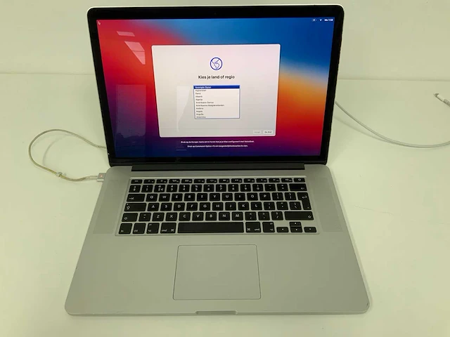 Apple a1398 15-inch macbook pro mjlq2n/a laptop - afbeelding 1 van  3