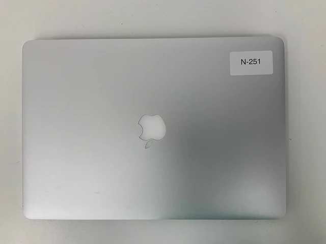 Apple a1398 15-inch macbook pro mjlt2n/a laptop - afbeelding 2 van  3