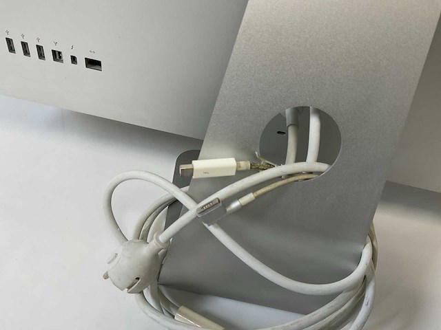 Apple (a1407) 27”, 2560x1440 (qhd) ips monitor - afbeelding 6 van  7