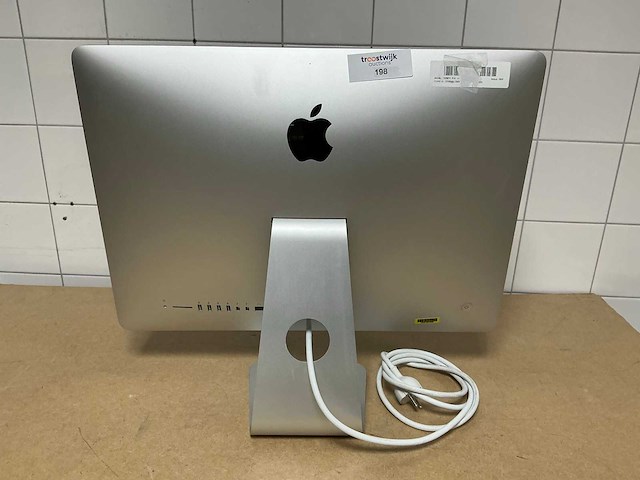 Apple a1418 i5-4570r imac 14,1 - afbeelding 3 van  5