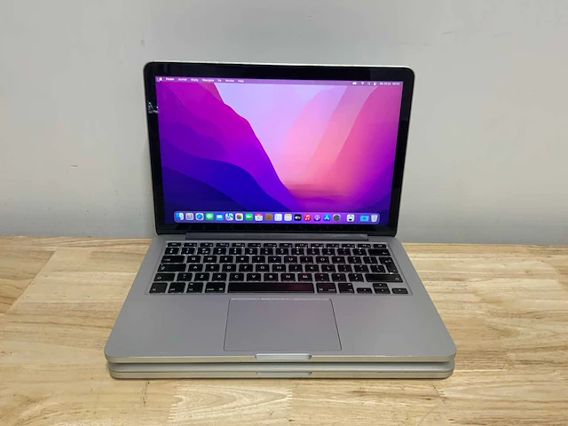 Apple a1502 macbook pro laptop (2x) - afbeelding 1 van  9
