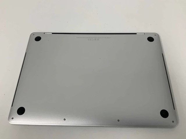 Apple a1706 13-inch macbook pro mnqg2n/a laptop - afbeelding 4 van  4