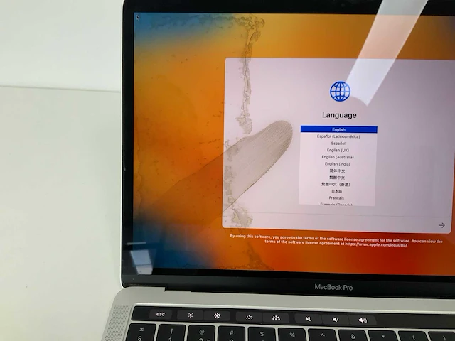 Apple a1706 13-inch macbook pro mpxx2n/a laptop - afbeelding 2 van  4