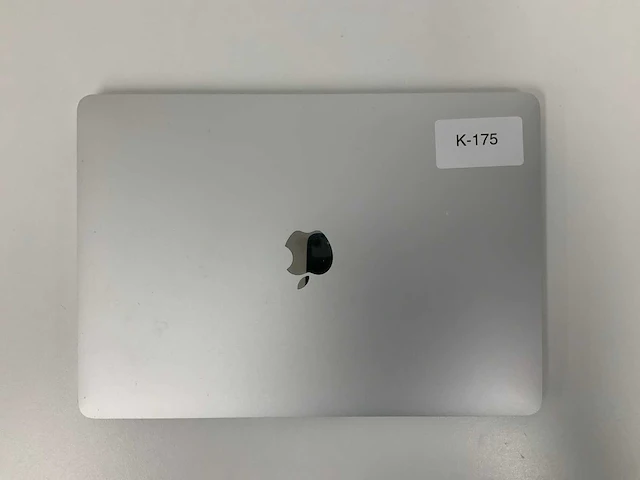 Apple a1706 13-inch macbook pro mpxx2n/a laptop - afbeelding 4 van  4