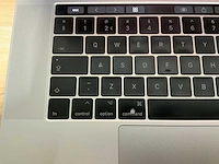 Apple a1707 macbook pro(i7) laptop - afbeelding 8 van  8