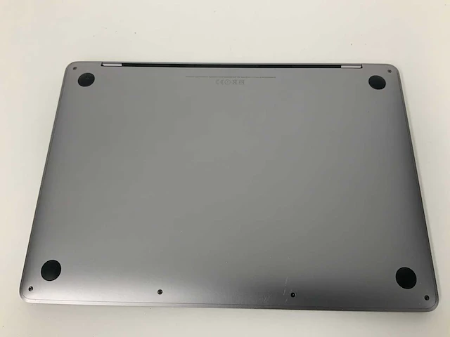 Apple a1708 13-inch macbook pro mpxt2n/a laptop - afbeelding 4 van  4