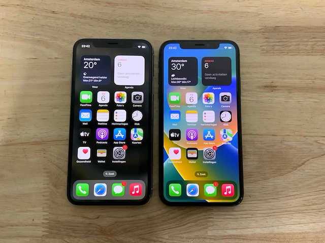 Apple a1901 iphone x (2x) - afbeelding 1 van  8