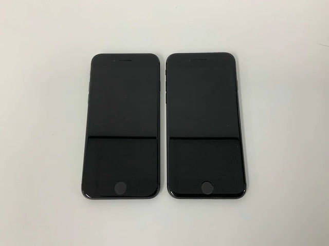 Apple a1905 iphone 8 64gb space gray mq6g2 (2x) - afbeelding 1 van  1