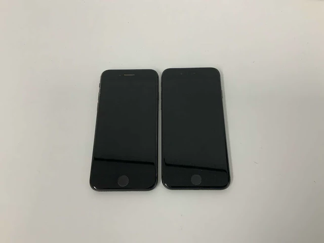Apple a1905 iphone 8 64gb space gray mq6g2 (2x) - afbeelding 2 van  3