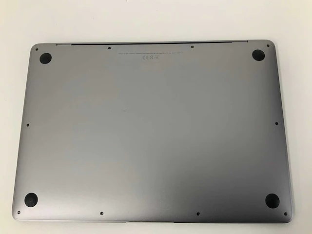 Apple a1932 13-inch macbook air mvfj2n/a laptop - afbeelding 3 van  3