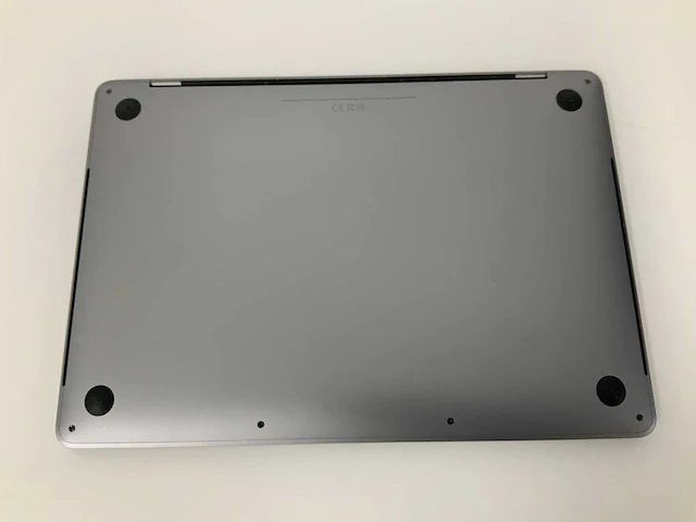 Apple a1989 13-inch macbook pro mr9q2n/a laptop - afbeelding 3 van  3