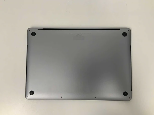 Apple a1990 15-inch macbook pro mv912n/a laptop fmi - afbeelding 3 van  3