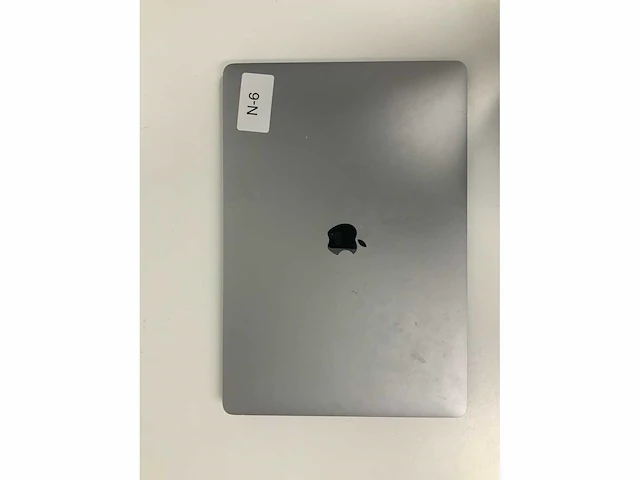 Apple a1990 15-inch macbook pro mv912n/a laptop - afbeelding 2 van  3