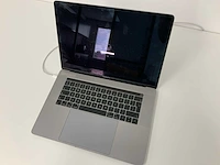 Apple a1990 15-inch macbook pro mv912n/a laptop - afbeelding 1 van  3