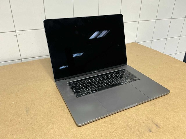 Apple a2141 - i7-9750h macbook pro - afbeelding 1 van  3