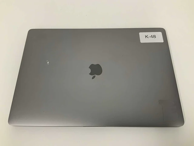 Apple a2141 16-inch macbook pro mvvj2n/a laptop - afbeelding 2 van  3