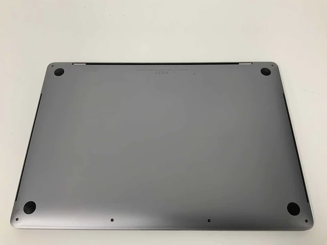 Apple a2141 16-inch macbook pro mvvj2n/a laptop - afbeelding 3 van  3