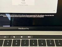 Apple a2159 13-inch macbook pro muhn2n/a laptop - afbeelding 2 van  4