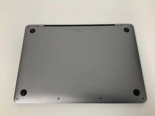 Apple a2159 13-inch macbook pro muhn2n/a laptop - afbeelding 3 van  3