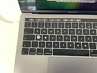 Apple a2159 13-inch macbook pro muhn2n/a laptop - afbeelding 2 van  4