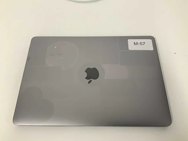 Apple a2159 13-inch macbook pro muhn2n/a laptop - afbeelding 3 van  4
