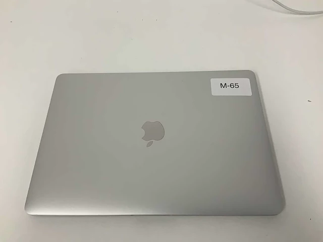 Apple a2159 13-inch macbook pro muhn2n/a laptop - afbeelding 2 van  3