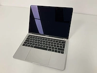 Apple a2159 13-inch macbook pro muhn2n/a laptop - afbeelding 1 van  3