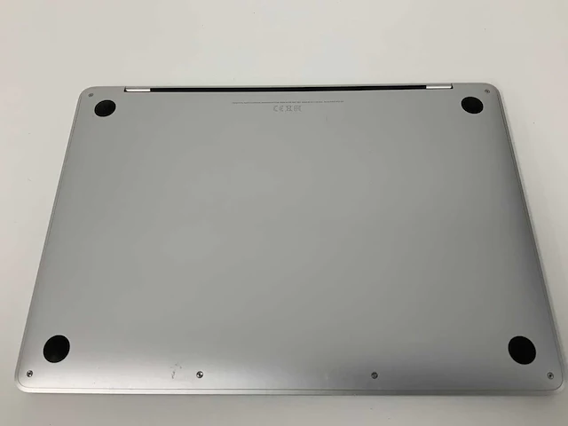 Apple a2159 13-inch macbook pro muhq2n/a laptop - afbeelding 3 van  3