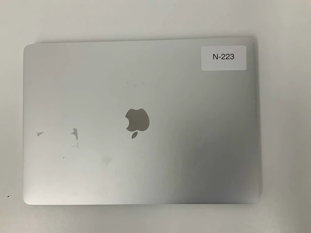 Apple a2159 13-inch macbook pro muhq2n/a laptop - afbeelding 2 van  3