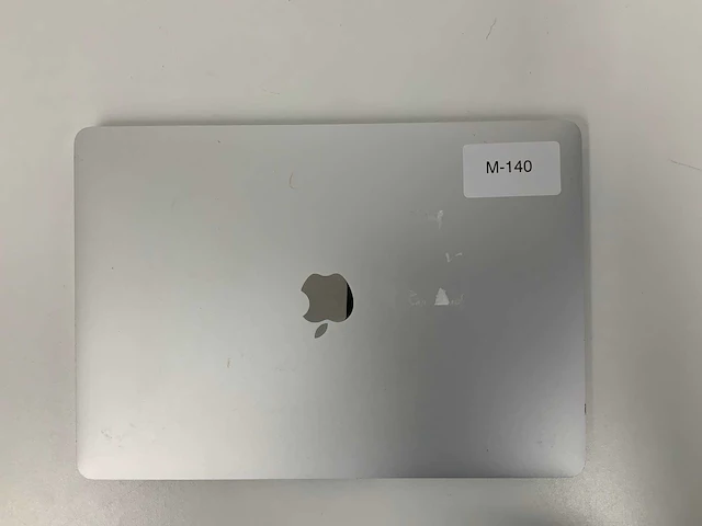 Apple a2159 13-inch macbook pro muhr2n/a laptop - afbeelding 2 van  3