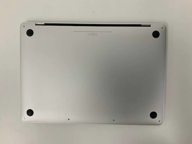 Apple a2159 13-inch macbook pro muhr2n/a laptop - afbeelding 3 van  3