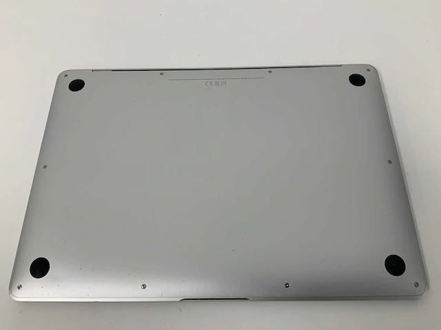 Apple a2179 13-inch macbook air mwtk2n/a laptop - afbeelding 4 van  4
