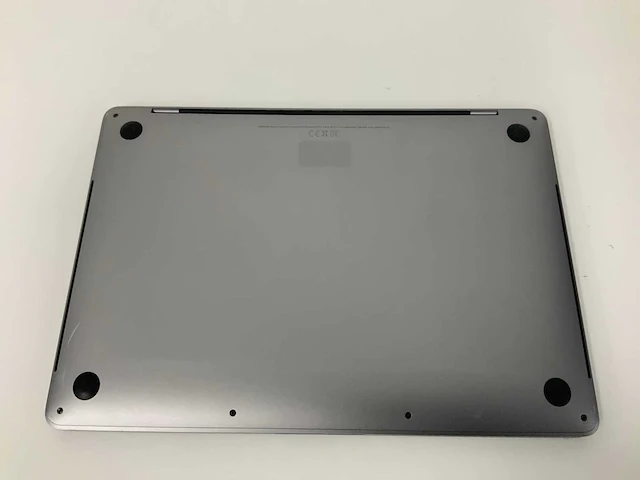 Apple a2251 13-inch macbook pro mwp42n/a laptop - afbeelding 3 van  3