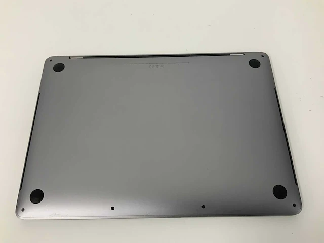 Apple a2251 13-inch macbook pro mwp52n/a laptop - afbeelding 3 van  3